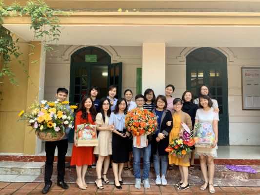 Hình ảnh CB-NV nữ tại Vp Vinh
