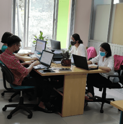 Hình ảnh CB-NV đang làm việc tại Naprod