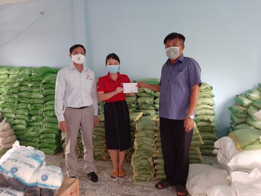 Nafoods những khoảnh khắc ấm áp tình người giúp nhau trong mùa dịch Covid -19;
