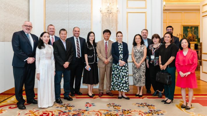 Nafoods-tham-gia-don-tiep-thu-tuong-new-zealand-tai-VN (1)
