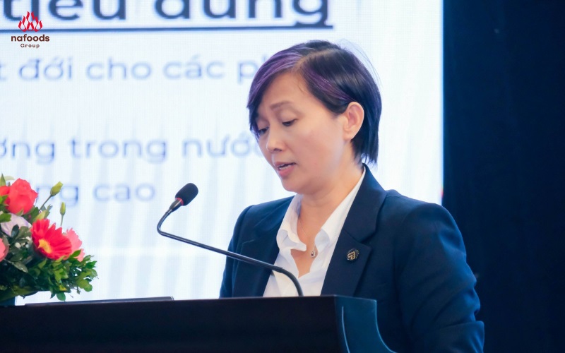 Bà Điền Thị Lan Phương phát biểu
