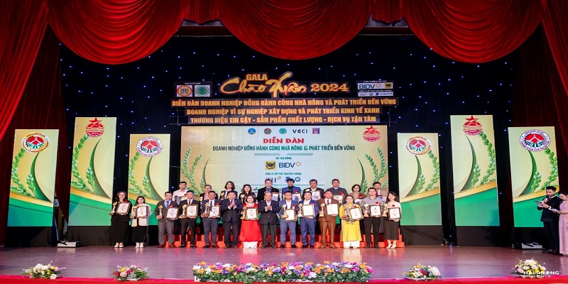 nafoods vinh danh tại diễn đàn doanh nghiệp đồng hành cùng nhà nông 2023