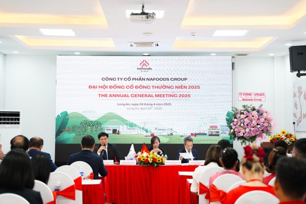 Đoàn chủ tịch chủ trì và trả lời trực tiếp các nội dung cổ đông đưa ra tại đại hội;