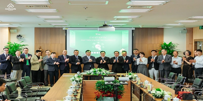 Sự kiện đưa ra cam kết chung vì hệ sinh thái tiêu dùng nông sản minh bạch